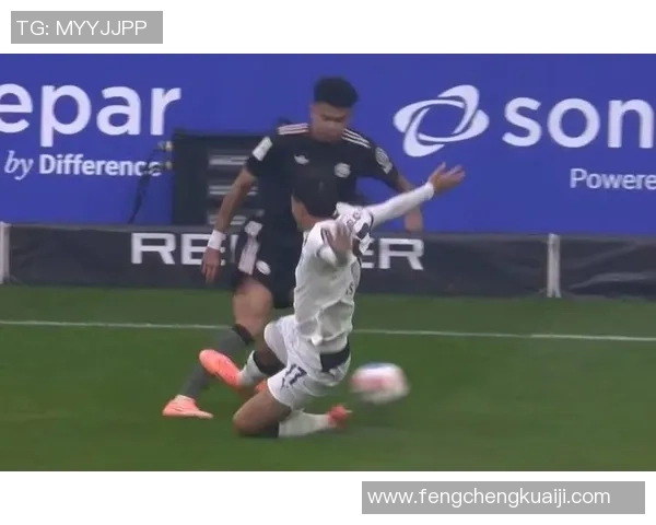 那不勒斯陷苦战儒尼奥尔妙传助攻曼包破门扳回一城